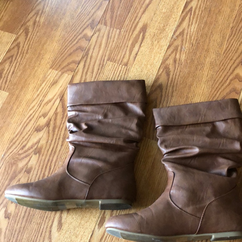 Tan Brown Boots